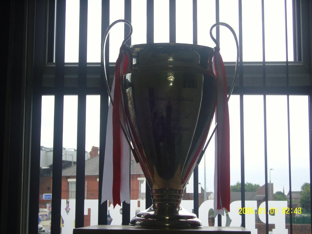 The Kop View Liverpool Exterior photo